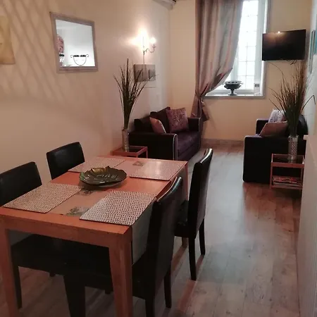 Victoria Daire Tracy-sur-Mer