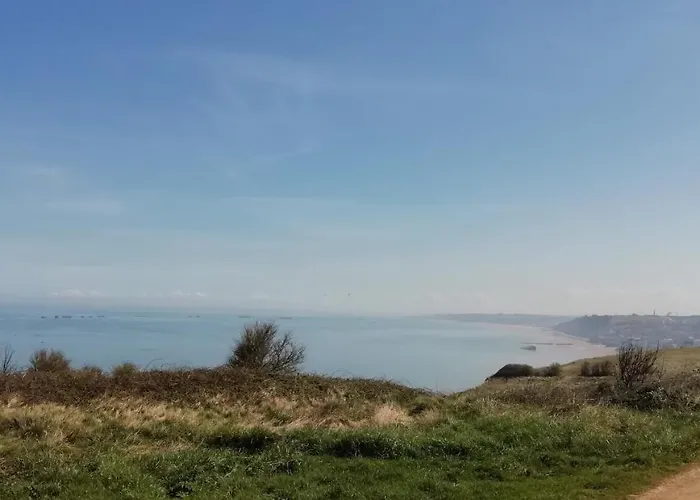 Victoria Daire Tracy-sur-Mer