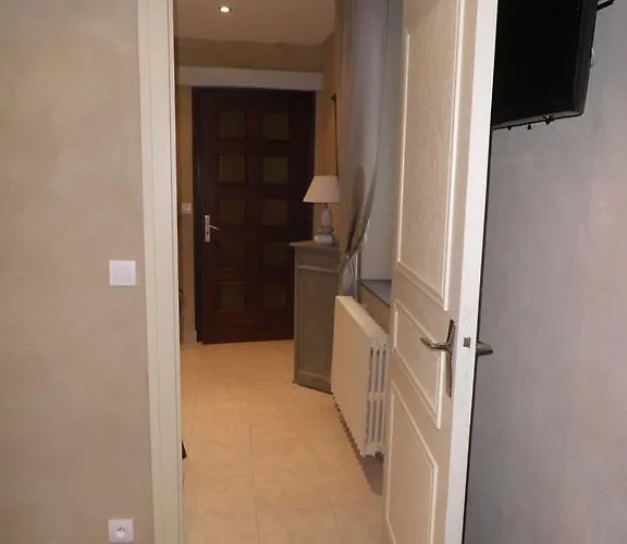 Victoria Daire Tracy-sur-Mer