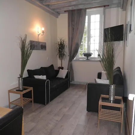 Victoria Tracy-sur-Mer